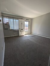 4923 Devonshire Rd, Unit 1 in Toledo, OH - Foto de edificio - Building Photo