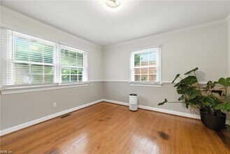 707 Lipton Dr in Newport News, VA - Building Photo - Building Photo