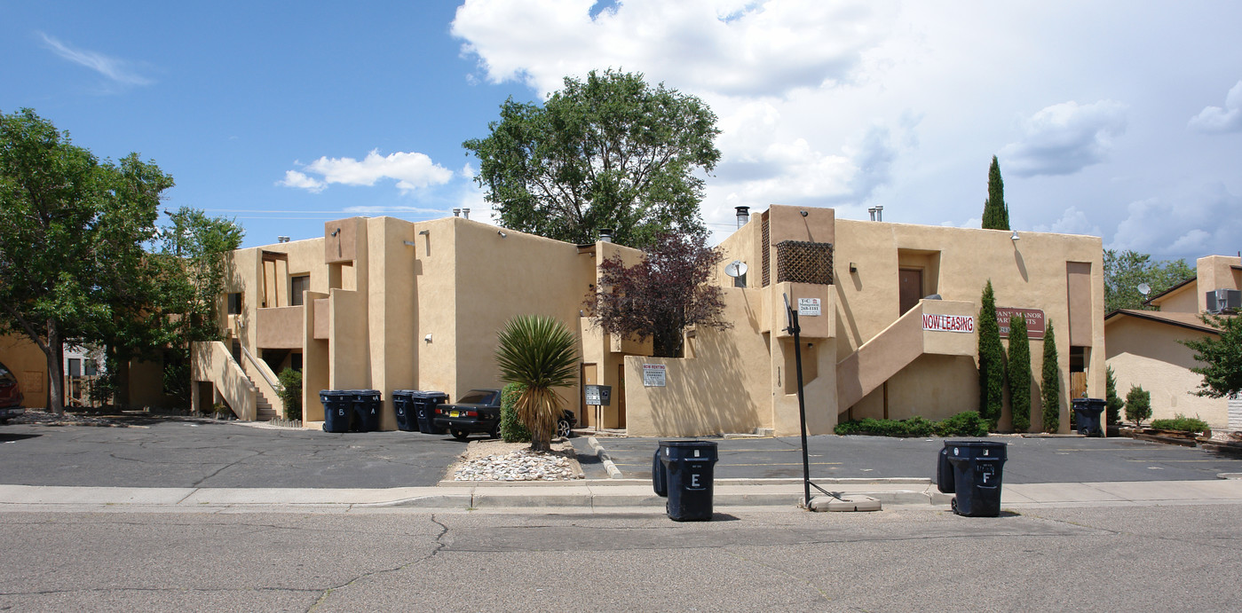 11109 Towner Ave NE in Albuquerque, NM - Building Photo