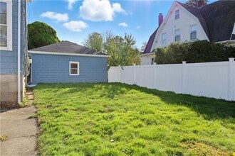 57 School St in Westerly, RI - Building Photo - Building Photo