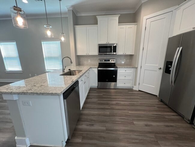 701 Highlands St in College Station, TX - Building Photo - Building Photo