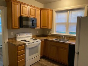 121 Sharpless St in West Chester, PA - Building Photo - Building Photo
