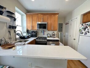 836 Huntington Ave, Unit 1 in Boston, MA - Building Photo - Building Photo