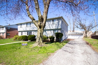 2954 Carskaddon Ave, Unit 3 in Toledo, OH - Building Photo - Building Photo