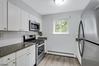 47 Espy Rd in Caldwell, NJ - Building Photo - Building Photo