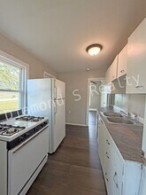 2052 N Taylor Ave in Springfield, MO - Building Photo - Building Photo