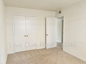 1309 Cypress Ave in Virginia Beach, VA - Building Photo - Building Photo