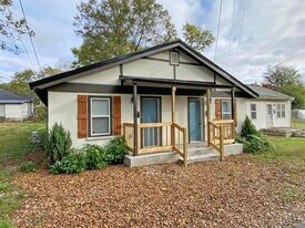 510 Diuguid St in Hopkinsville, KY - Building Photo