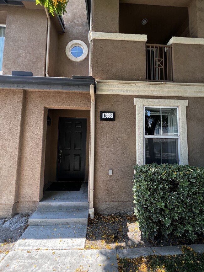 1563 Hackberry Pl in Chula Vista, CA - Building Photo - Building Photo