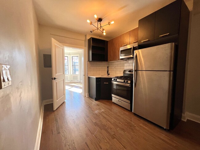 484 Mercer St in Jersey City, NJ - Building Photo - Building Photo