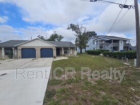 4371 Azora Rd in Spring Hill, FL - Building Photo
