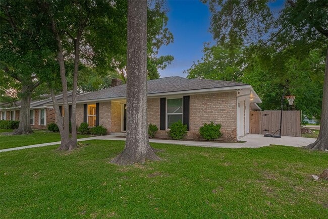 property at 12602 Westleigh Dr