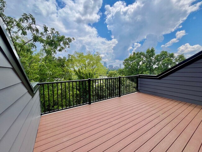 114 Frazier Ave in Charlotte, NC - Building Photo - Building Photo