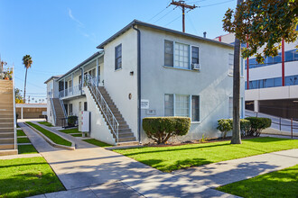 12 N Marengo Ave in Alhambra, CA - Building Photo - Building Photo