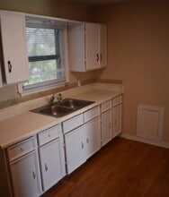 5963 Southwind St in Houston, TX - Building Photo - Building Photo