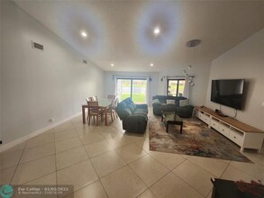 9621 Triton Ct in Boca Raton, FL - Building Photo - Building Photo