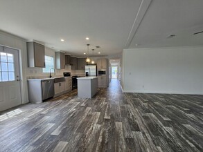 6691 Hidden Oaks Dr in North Fort Myers, FL - Building Photo - Building Photo
