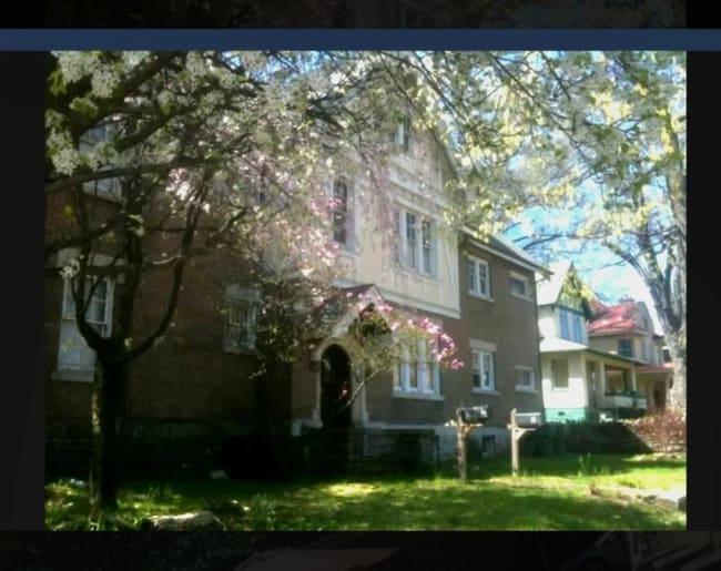 1487 Fair Ave
