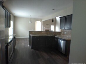 952 Ronald Reagan Drive in Fayetteville, NC - Building Photo - Building Photo