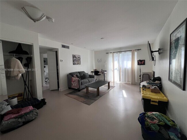 property at 1033 Lenox Ave.