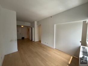 East 39th Street in New York, NY - Building Photo - Building Photo