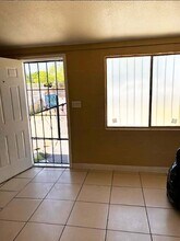 1132 Laurel Ave in Las Vegas, NV - Building Photo - Building Photo