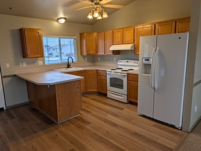 2117 W 1275 S in Syracuse, UT - Building Photo - Building Photo