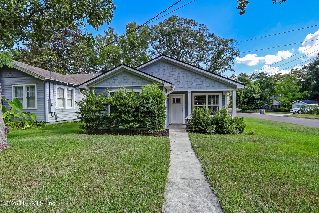 4566 Kerle St in Jacksonville, FL - Building Photo