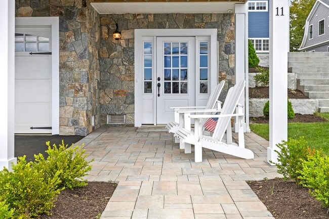 11 Marina Vlg in Branford, CT - Building Photo - Building Photo