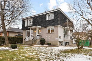 1320 St. Jean St in Ottawa, ON - Building Photo