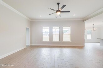 15216 High Point Dr in Gulfport, MS - Foto de edificio - Building Photo