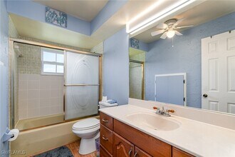 2324 Jasper Ave in Ft. Myers, FL - Building Photo - Building Photo