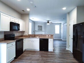 16127 Circlegreen Dr in Charlotte, NC - Building Photo - Building Photo