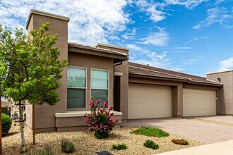35332 N Sunset Trail in Queen Creek, AZ - Building Photo - Building Photo