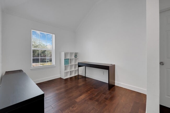 4422 Warwick Dr in Sugar Land, TX - Building Photo - Building Photo