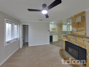 114 Timber Ln in Levittown, PA - Building Photo - Building Photo