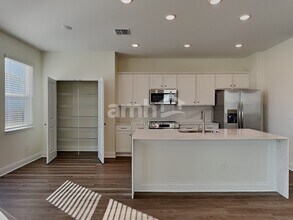 2531 Feather Crst Dr in St. Cloud, FL - Building Photo - Building Photo