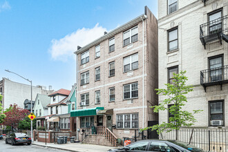 2208 Cortelyou Rd in Brooklyn, NY - Building Photo - Building Photo