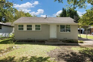 1924 Rayburn Ave in Mesquite, TX - Building Photo