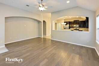 21131 Bastide Ln in Kingwood, TX - Foto de edificio - Building Photo