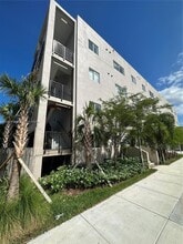 2311 NW 22nd Ave in Miami, FL - Building Photo - Building Photo