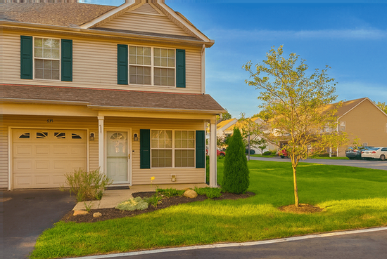 property at 635 Grove Cir