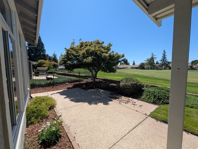 7090 Lost Lake Ln in Roseville, CA - Building Photo - Building Photo