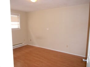 116 2nd St NW, Unit 4 in Auburn, WA - Building Photo - Building Photo