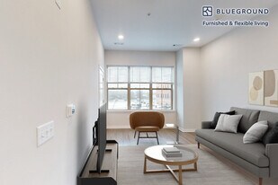 332 Halstead Ave in Harrison, NY - Building Photo