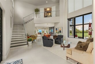 11695 Royal Tee Cir in Cape Coral, FL - Foto de edificio - Building Photo