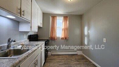 811 7th Ave N in Fargo, ND - Building Photo - Building Photo