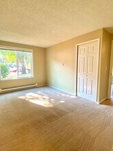 14600 SE 176th St in Renton, WA - Building Photo - Building Photo
