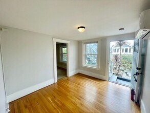 1-557 1/2 Vermont St in San Francisco, CA - Building Photo - Building Photo