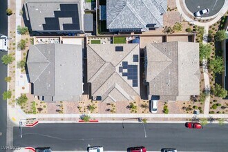 742 Monroe Hl Pl in Henderson, NV - Building Photo - Building Photo